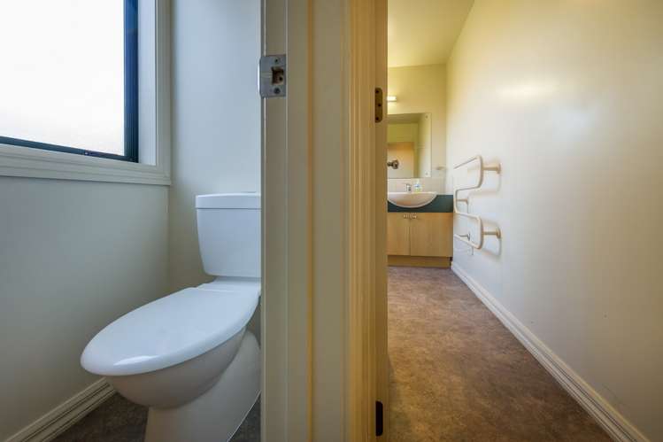 13a Bolton Street Blockhouse Bay_11