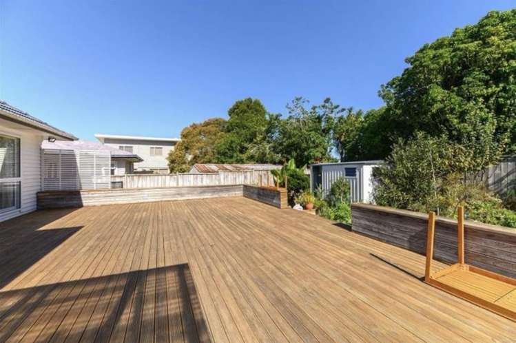 486 Te Atatu Road Te Atatu Peninsula_10