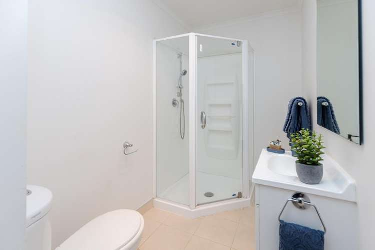 37B Abbotsford Street 3295_10