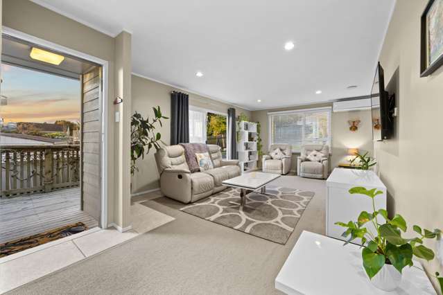 19 Pahi Place West Harbour_2
