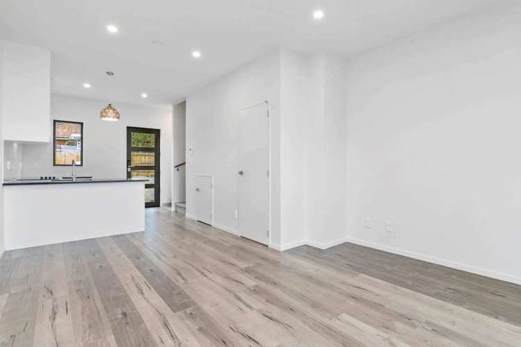 8/41 Routley Drive Glen Eden_7