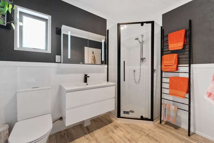 67 Clea View Gulf Harbour_17