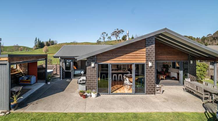 11 Toiora Close_0