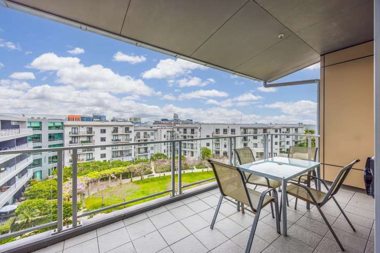 4E/16 Market Place_0