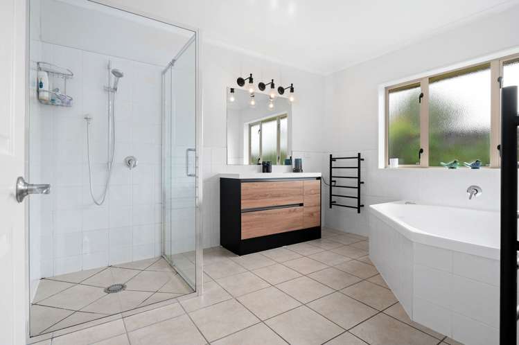 47 The Esplanade Huntington_18