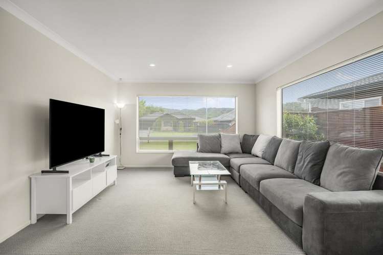 4 Sun Valley Grove Wainuiomata_0