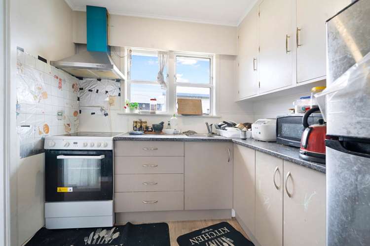 1 & 2 /79 Rimu Street New Lynn_13