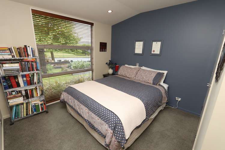 67 Farm Road Allenton_11