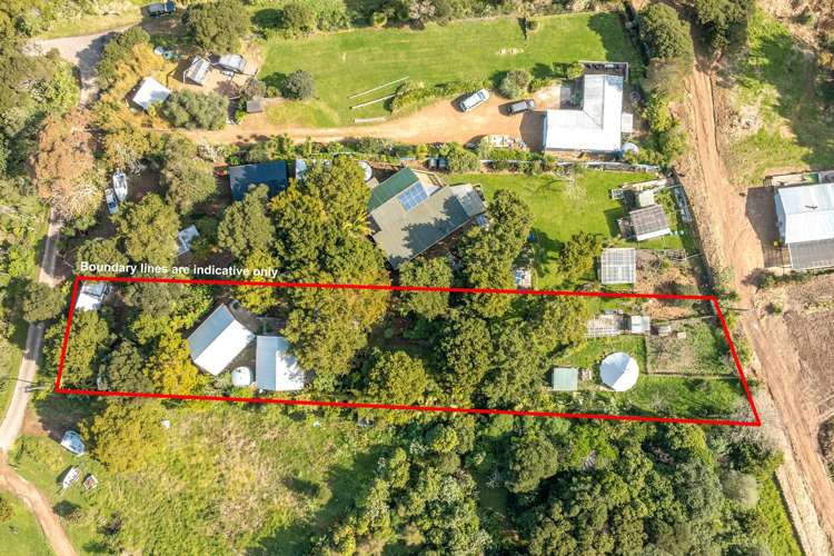16 Te Makiri Road Onetangi_2