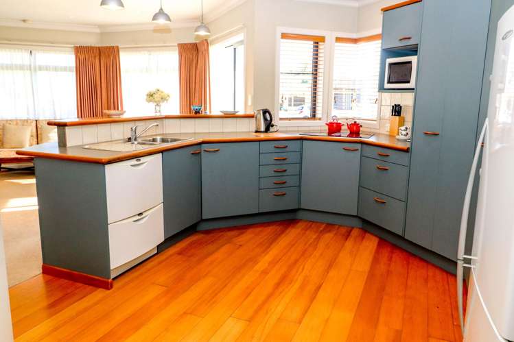 212 Rolleston Street Thames_9