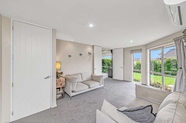 244 Southfield Drive Lincoln_10