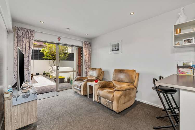 A1/71 Spencer Road Oteha_7