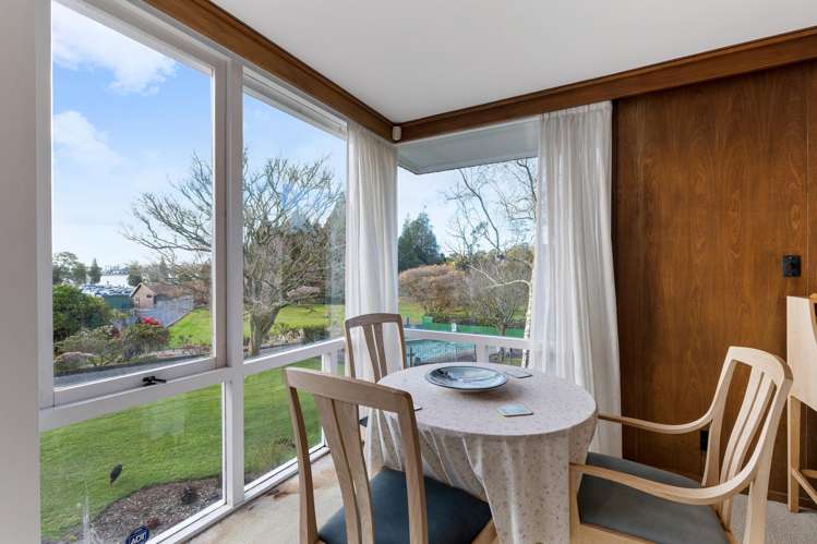 144 Lake Crescent Hamilton Lake_15