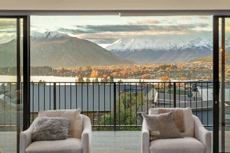 71 West Meadows Drive Wanaka_2