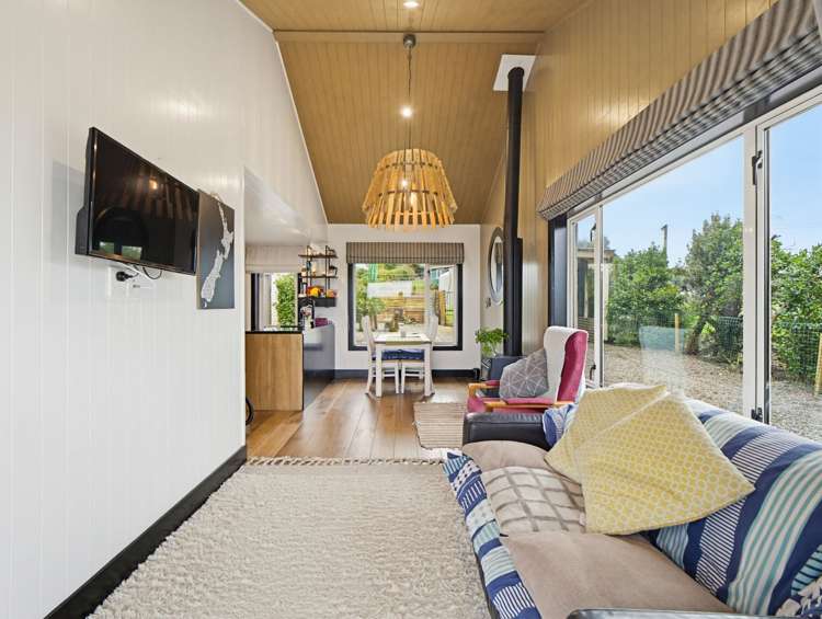 8 Island Terrace Motunau_25