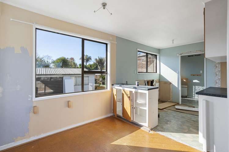 13 Arodella Crescent Ranui_9
