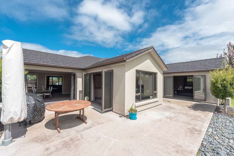 12 Holly Place Rototuna North_19