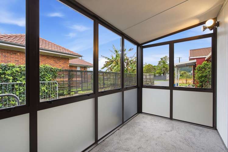 5A Mains Avenue Kensington_13