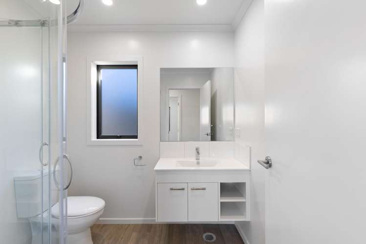 1-2/23 Aileen Place Nawton_12