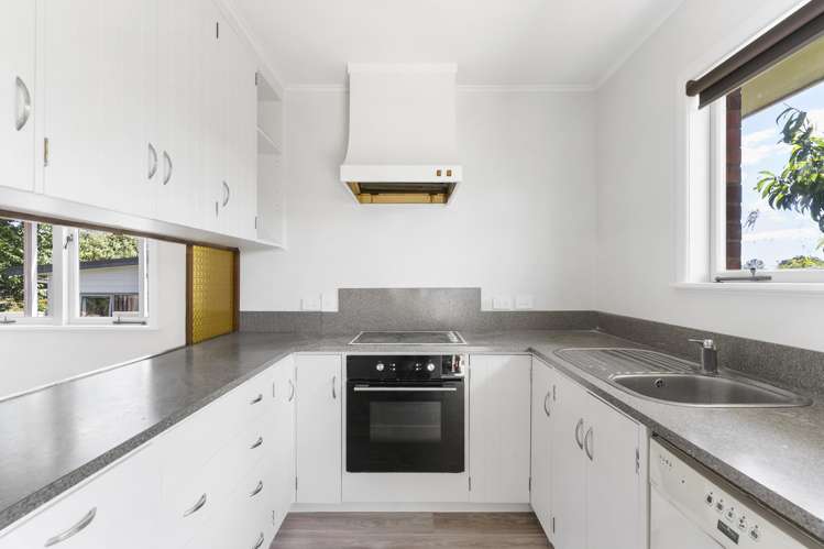 12 Rembrandt Place Opaheke_7