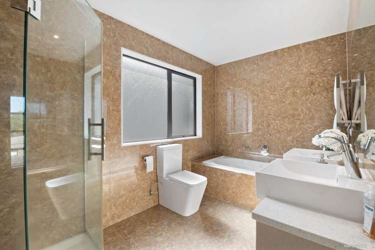 18a Celeste Place Totara Vale_15