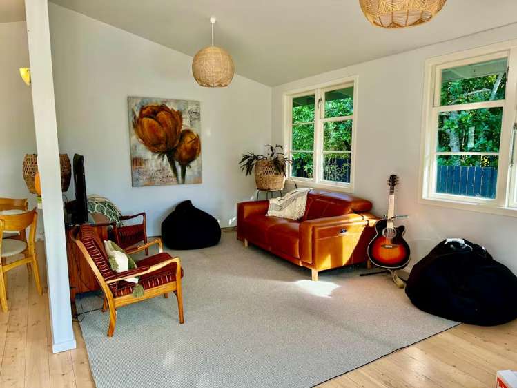 11 Putiki Road Ostend_4