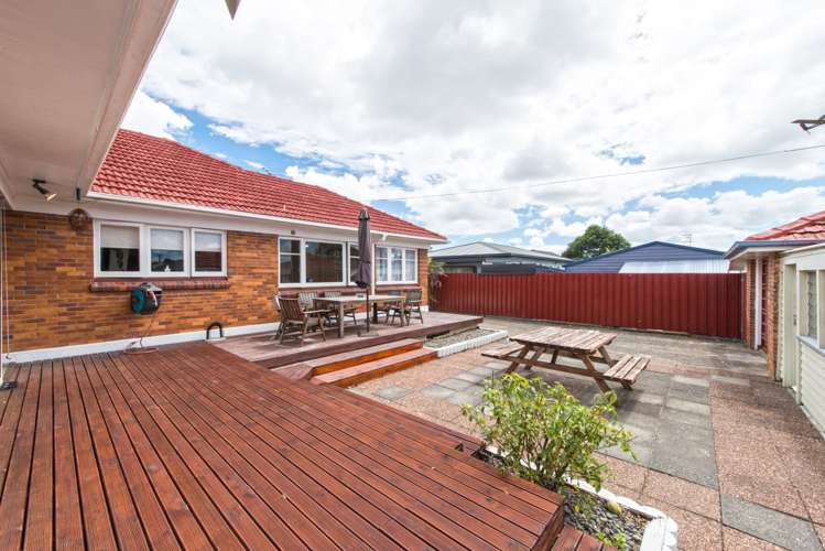 29 Grove Road Papakura_22