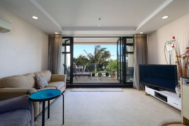 Apt 111, The Sands, Bisley Avenue Moana_8