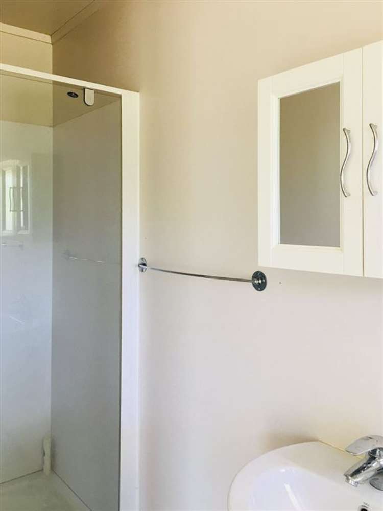 70 Churton Road Kaingaroa_7