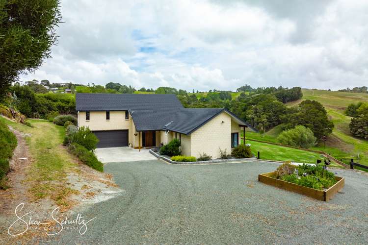 87 Hurndall Street East Maungaturoto_31