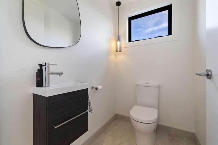24 Perendale Road, Hanley's Farm Jacks Point_16