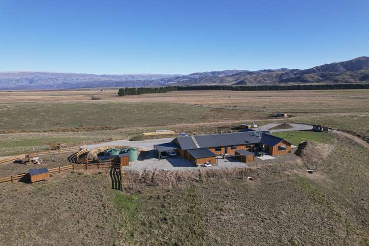 14 Crawford Lane Waikerikeri_16