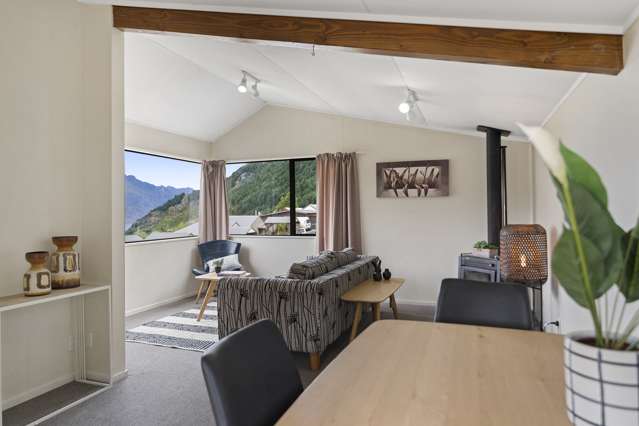 9a Dart Place Fernhill/Sunshine Bay_2