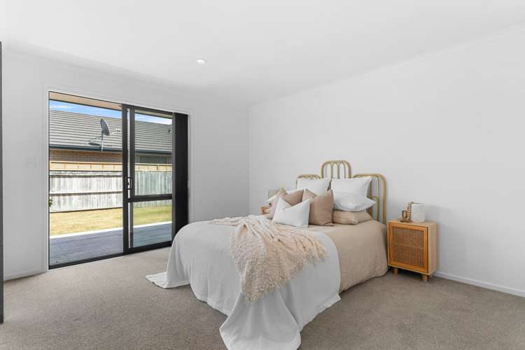 20 Kowi Lakes Drive One Tree Point_7