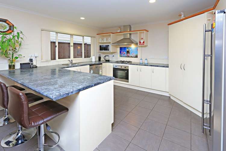 3 Friar Close Flat Bush_6