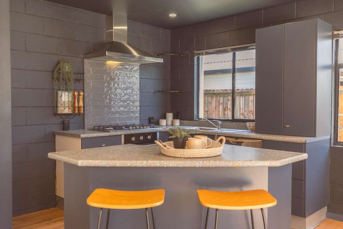 12 Plover Street_3