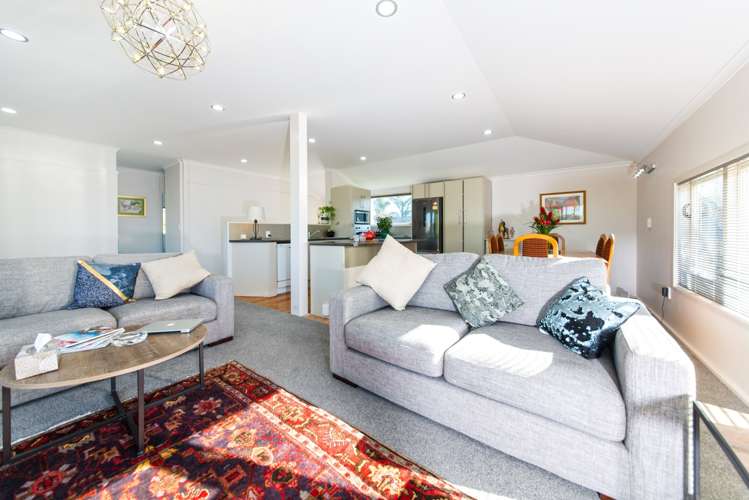 56 Renata Crescent Te Atatu Peninsula_7