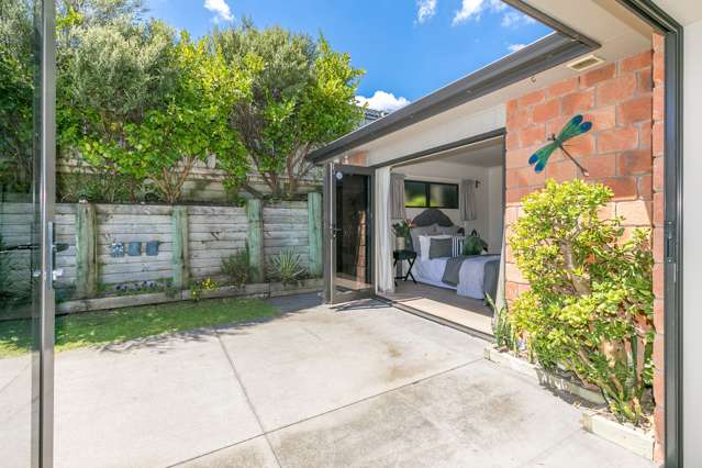 24 Pointon Glade Grandview Heights_2