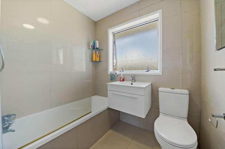 1/4 Wellesley Road Mangere Bridge_5