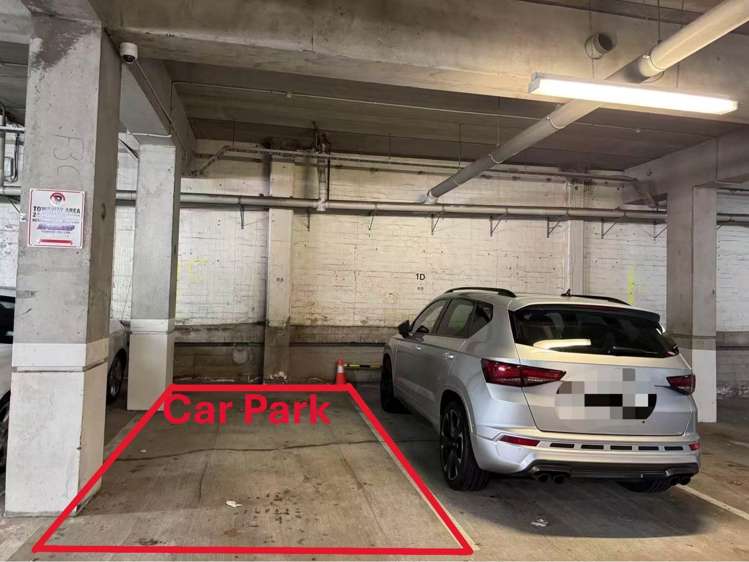 Carpark A/16-18 Eden Crescent_2