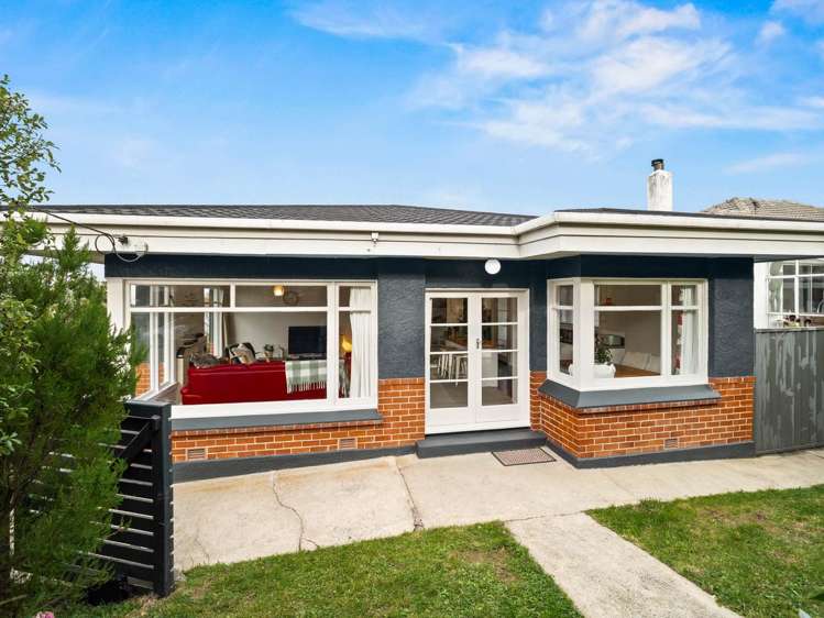 141 Easther Crescent_0