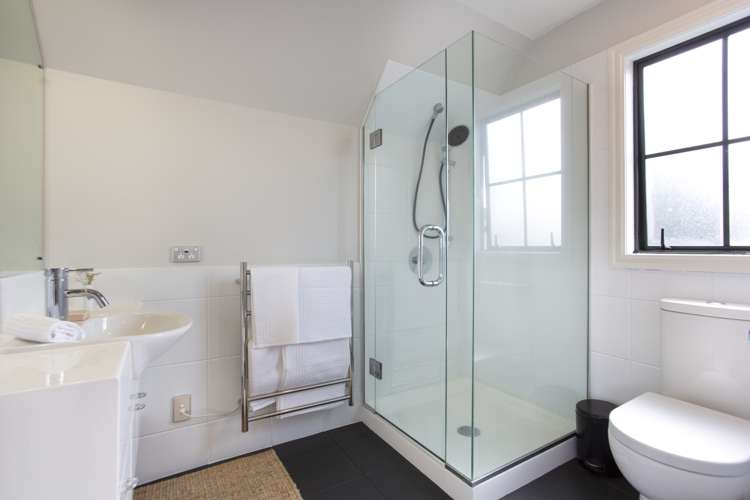 16a Komaru Street Remuera_20