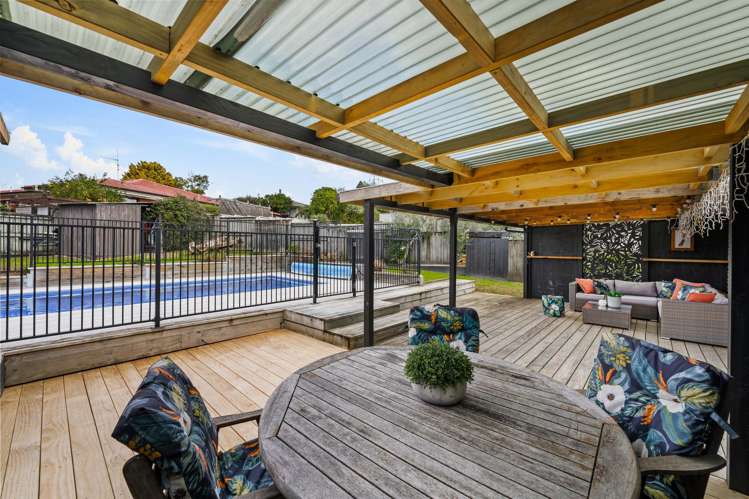 136 Tiroroa Avenue Te Atatu South_18