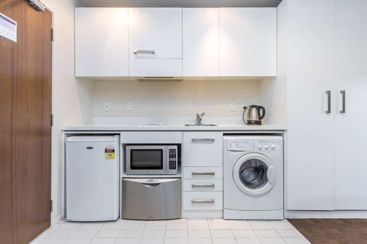 724/10 Waterloo Quadrant Auckland Central_7