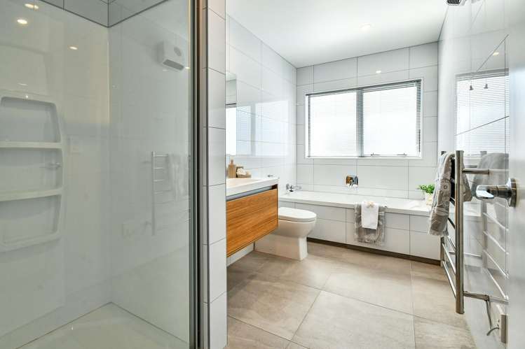 9 Waituarua Drive Takanini_14