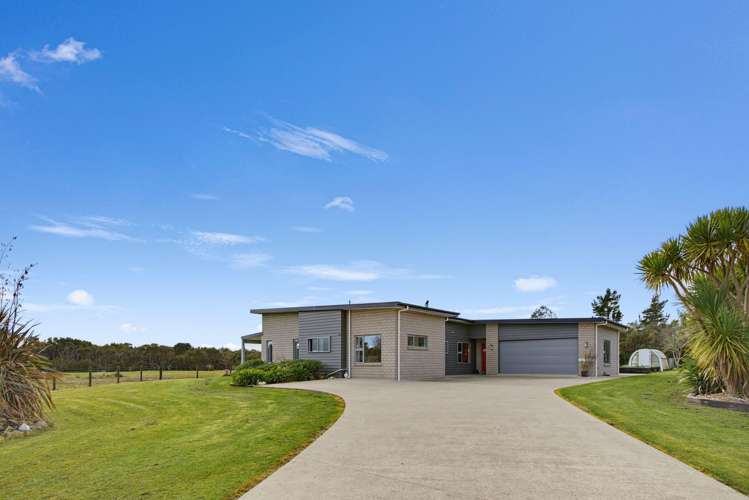 571 Fairdown Road_1