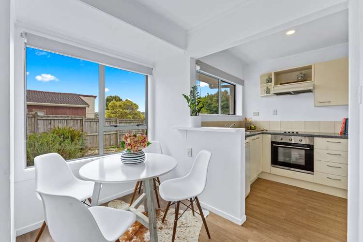 1/307a Wairau Road Totara Vale_7