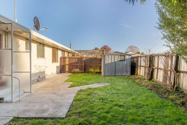 2/5 Quinton Place Bishopdale_14