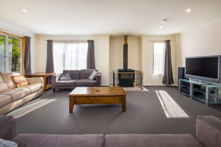 8 Vorbach Place Renwick_6