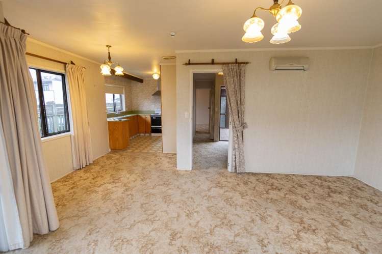 2/24 Duke Street 11373_1